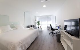 Pension T5 Donostia Suites